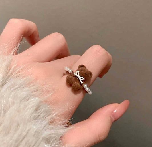 Bear Pearl Ring